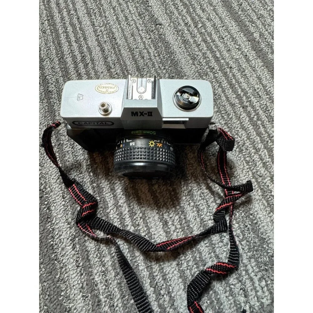 vintage Capital MX-II 35mm film camera with case
